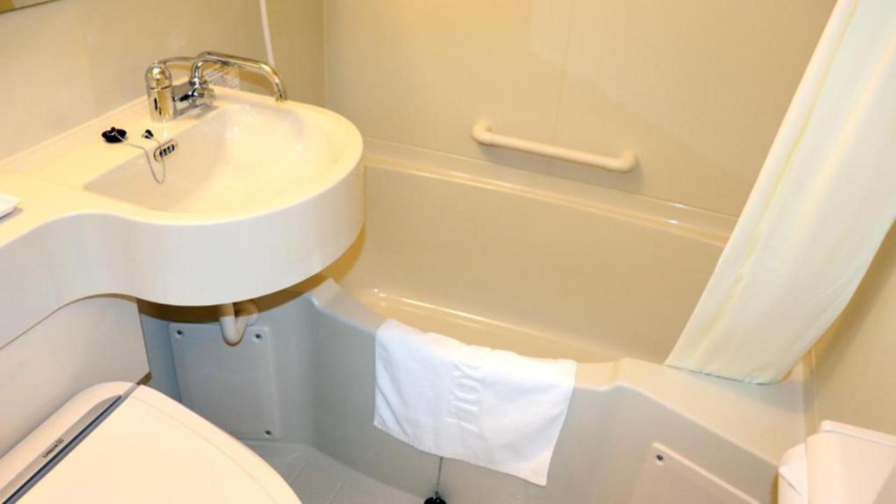 Toyoko Inn Shin-Aomori-Eki Higashi-Guchi Buitenkant foto